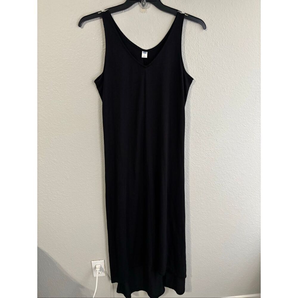 ❤️Old Navy Sleeveless V-Neck Dress